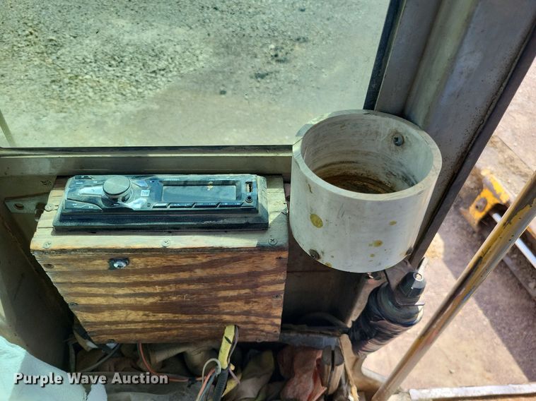 image for item LS9631 1992 John Deere 770B-H  motor grader