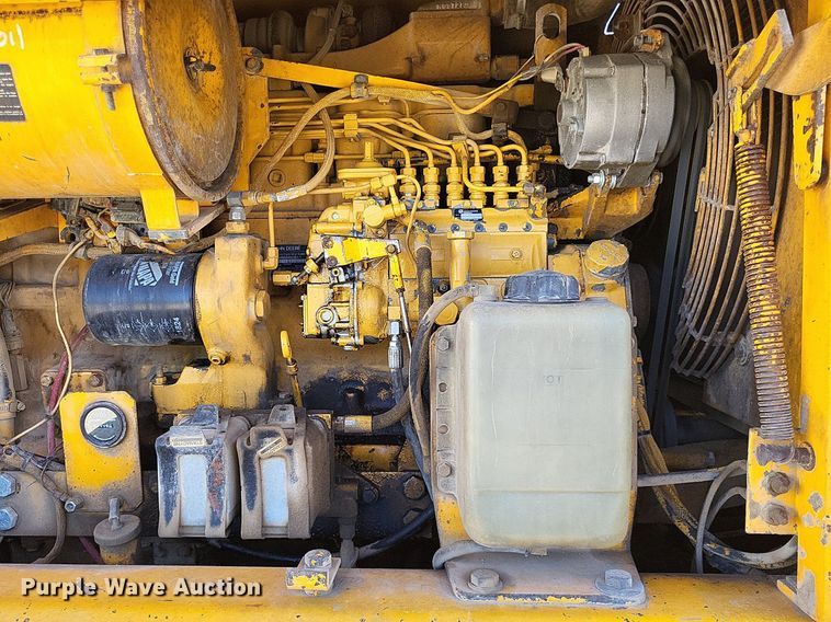 image for item LS9631 1992 John Deere 770B-H  motor grader