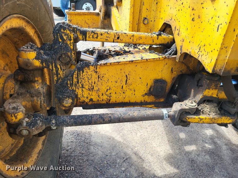 image for item LS9631 1992 John Deere 770B-H  motor grader