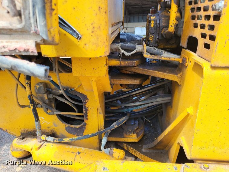 image for item LS9631 1992 John Deere 770B-H  motor grader