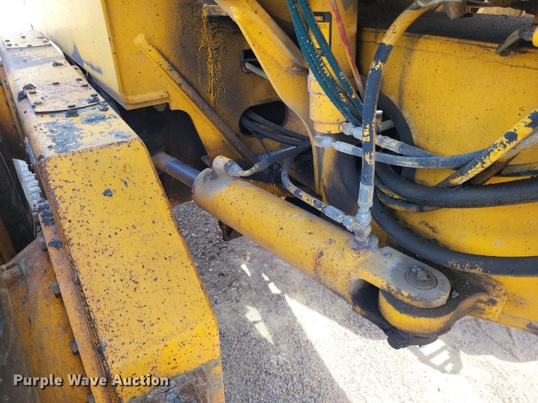 image for item LS9631 1992 John Deere 770B-H  motor grader