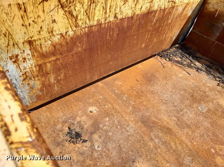 image for item LS9632 2006 International 7400  dump truck