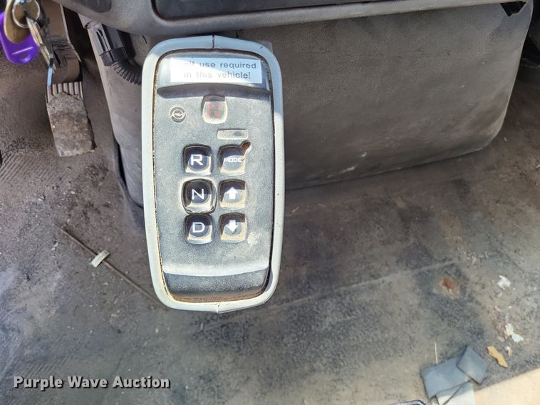 image for item LS9632 2006 International 7400  dump truck