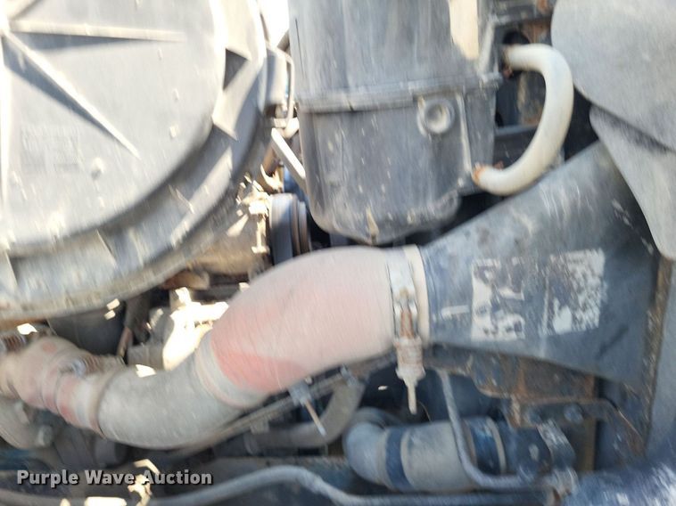 image for item LS9632 2006 International 7400  dump truck