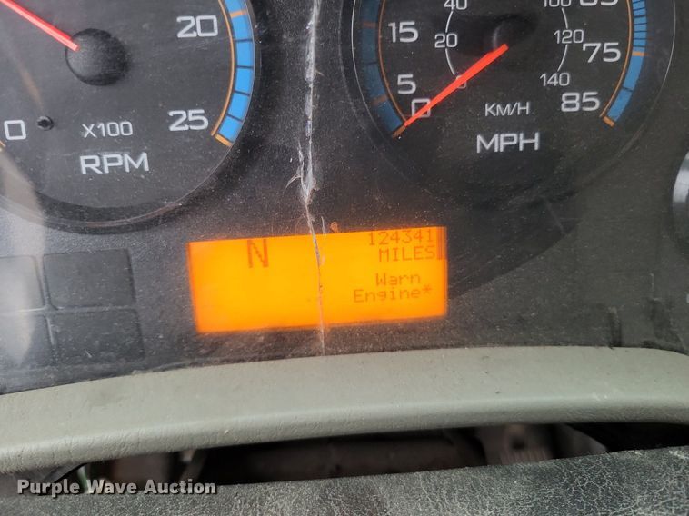 image for item LS9633 2011 International WorkStar 7600  semi truck