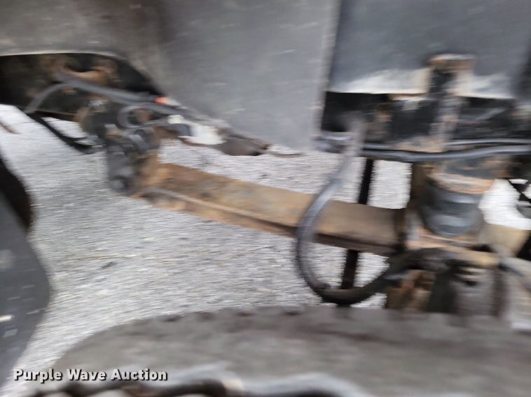 image for item LS9633 2011 International WorkStar 7600  semi truck