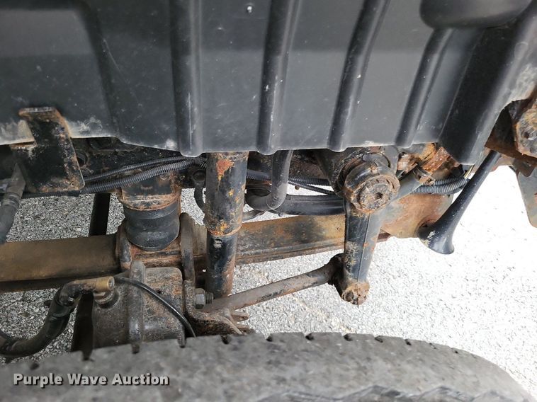 image for item LS9633 2011 International WorkStar 7600  semi truck