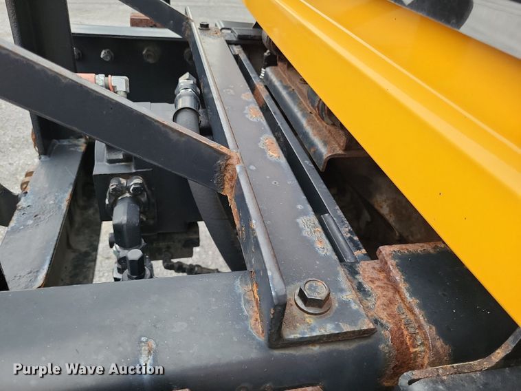 image for item LS9633 2011 International WorkStar 7600  semi truck