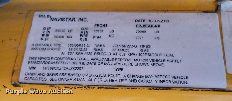 image for item LS9633 2011 International WorkStar 7600  semi truck