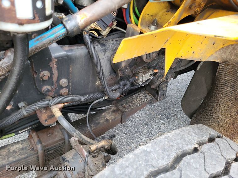 image for item LS9634 2007 International 7400  dump truck