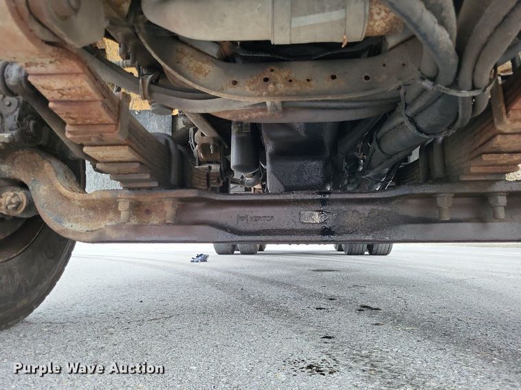 image for item LS9634 2007 International 7400  dump truck