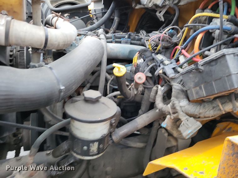 image for item LS9635 2007 International 7400  dump truck