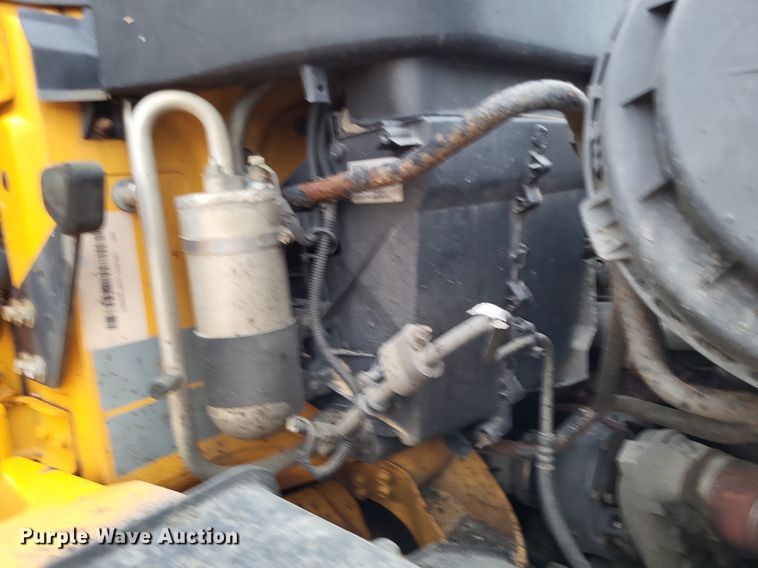 image for item LS9635 2007 International 7400  dump truck