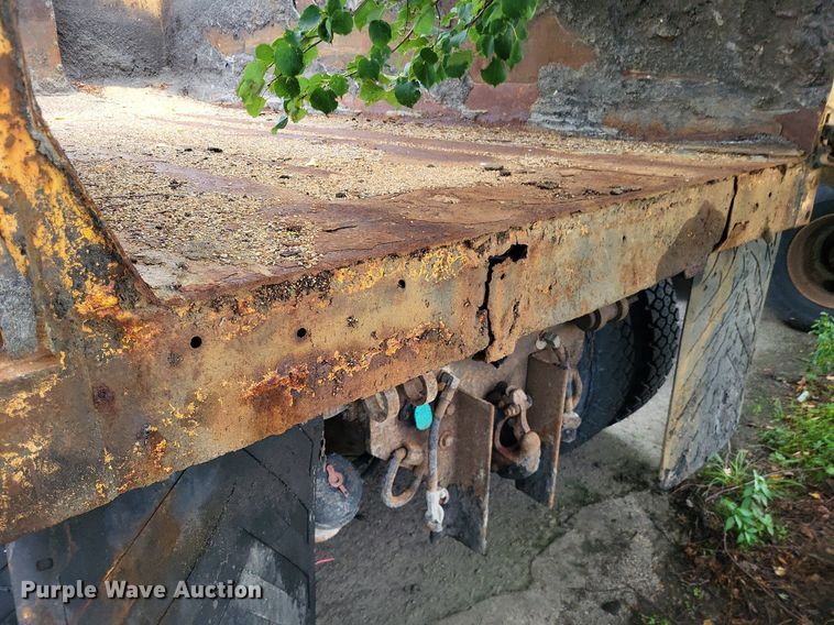 image for item LS9635 2007 International 7400  dump truck