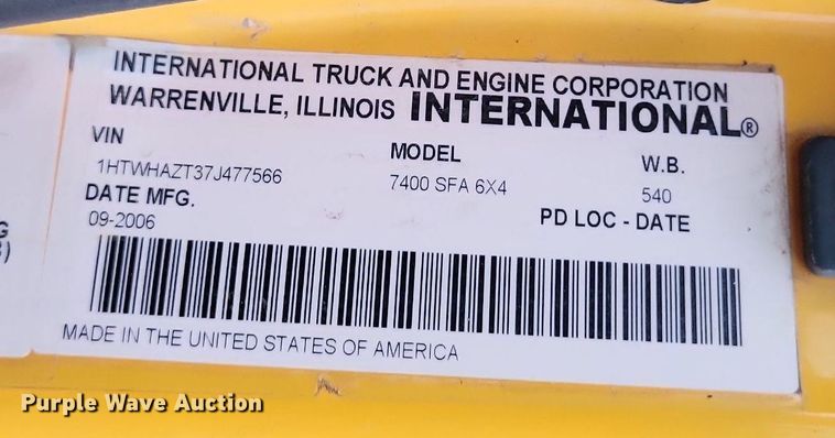 image for item LS9635 2007 International 7400  dump truck