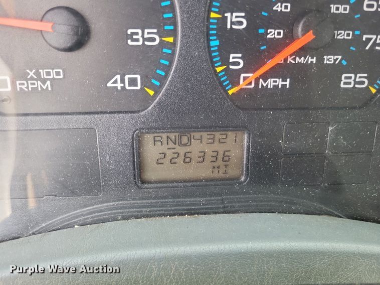 image for item LS9636 2006 International 7400  dump truck