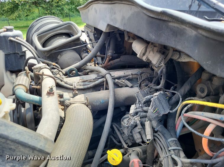 image for item LS9636 2006 International 7400  dump truck