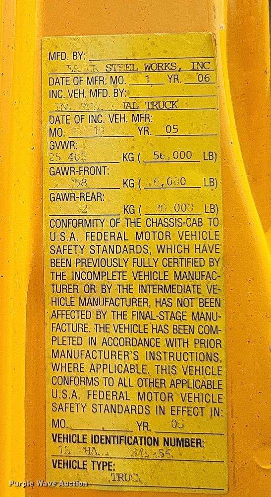 image for item LS9636 2006 International 7400  dump truck