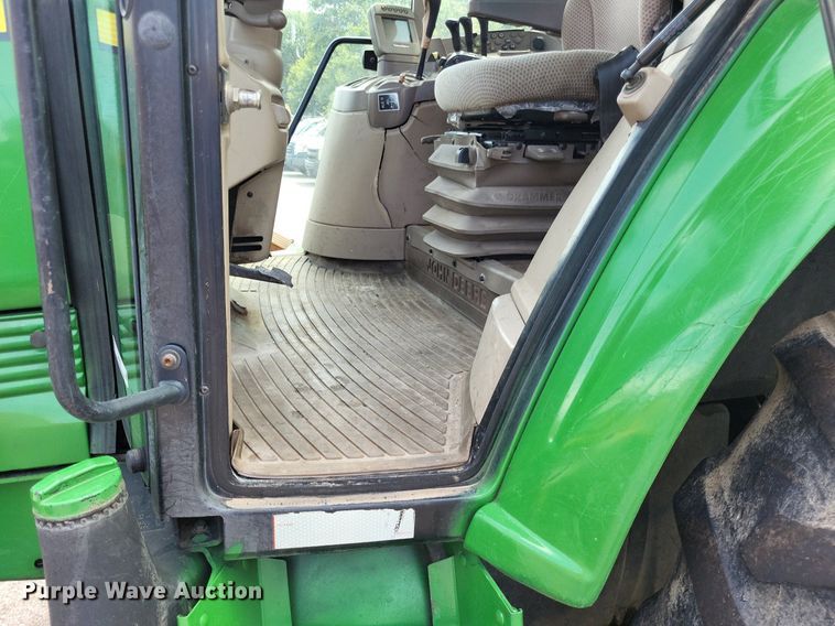 image for item LS9637 2010 John  Deere 6430 Premium  MFWD tractor