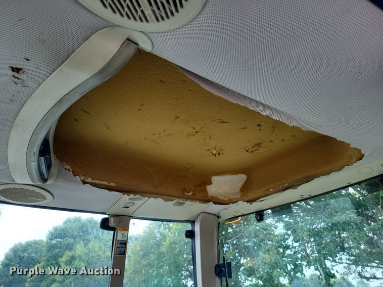 image for item LS9637 2010 John  Deere 6430 Premium  MFWD tractor