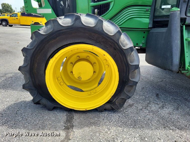 image for item LS9637 2010 John  Deere 6430 Premium  MFWD tractor