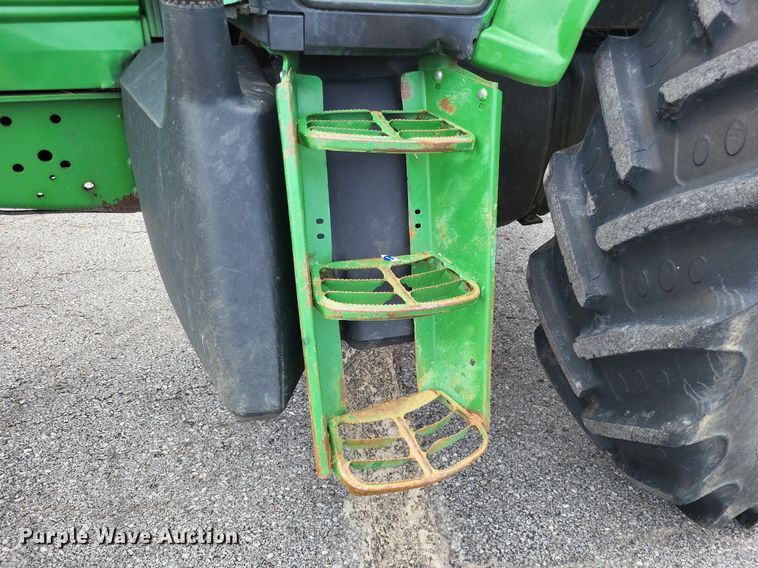 image for item LS9638 2011 John  Deere 7130  tractor