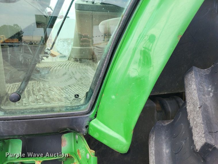 image for item LS9638 2011 John  Deere 7130  tractor