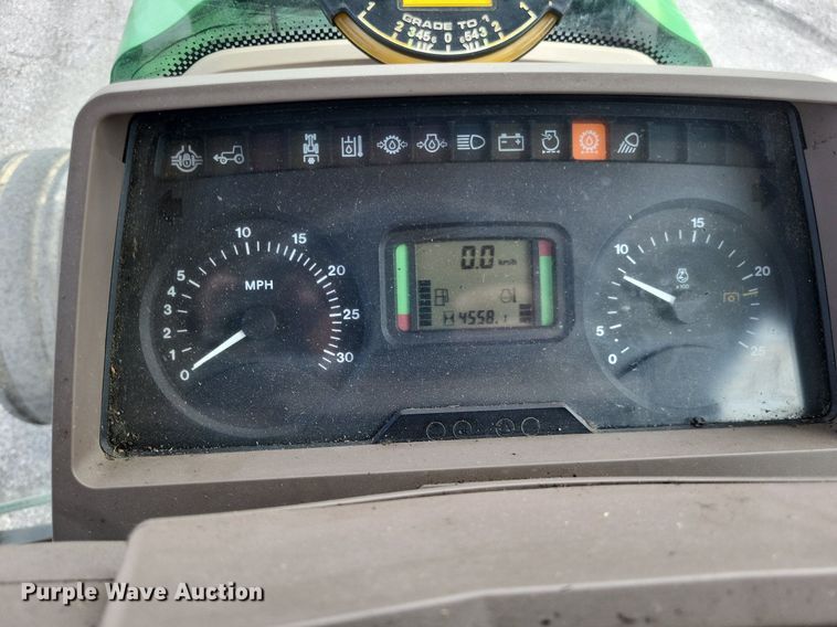 image for item LS9638 2011 John  Deere 7130  tractor