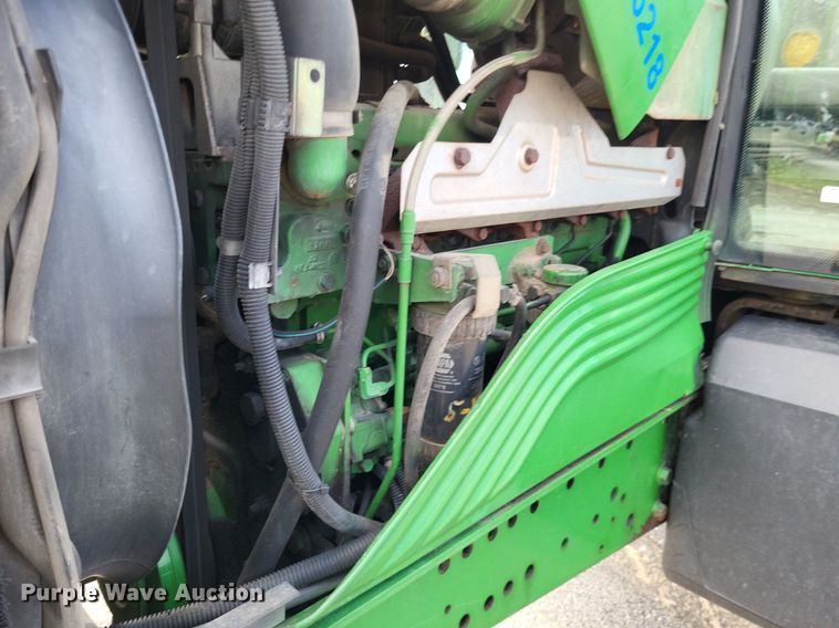 image for item LS9638 2011 John  Deere 7130  tractor