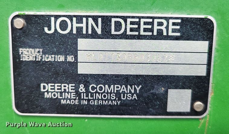 image for item LS9638 2011 John  Deere 7130  tractor