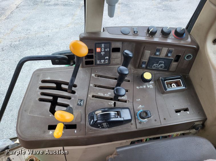 image for item LS9639 2001 John Deere 6410  tractor