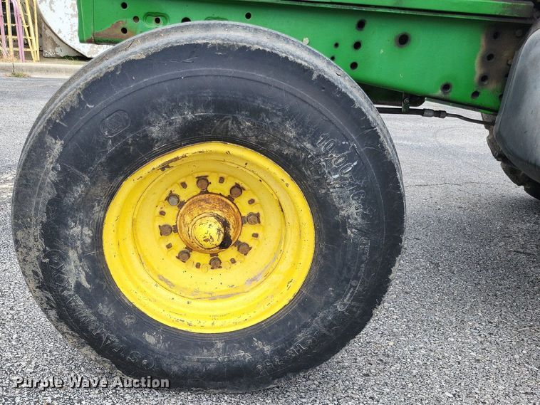 image for item LS9639 2001 John Deere 6410  tractor