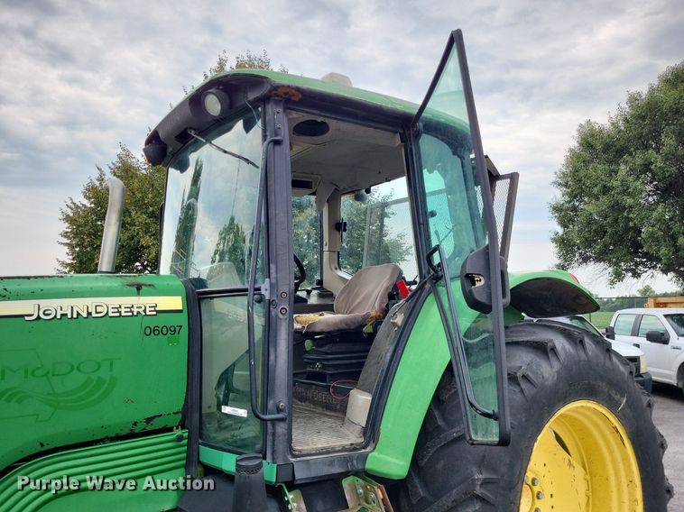 image for item LS9640 John Deere 6615  tractor