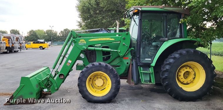 image for item LS9641 2010 John Deere 6430  MFWD tractor