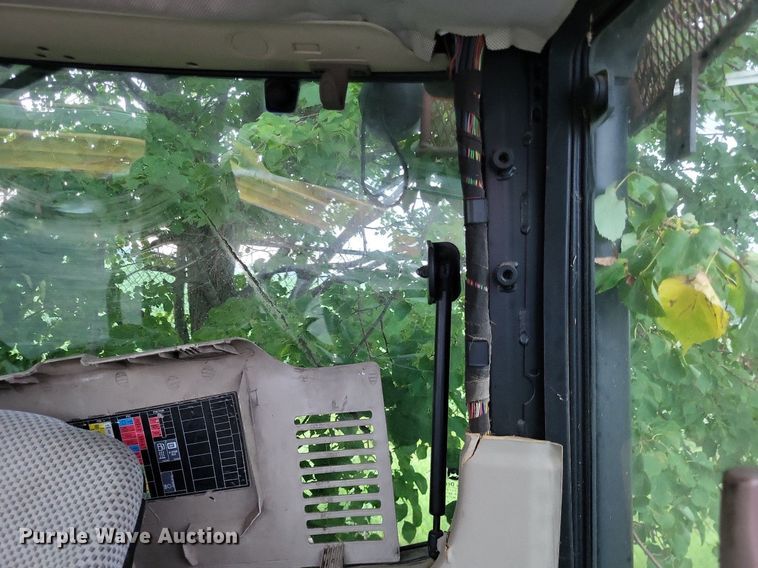 image for item LS9641 2010 John Deere 6430  MFWD tractor