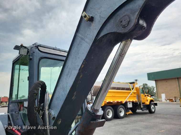 image for item LS9642 2008 John Deere 50D  mini excavator