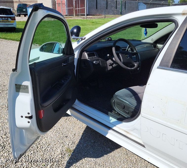 image for item LS9643 2011 Chevrolet Impala Police Cruiser