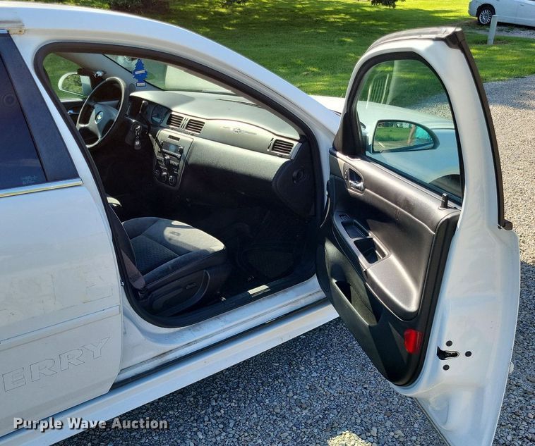 image for item LS9643 2011 Chevrolet Impala Police Cruiser