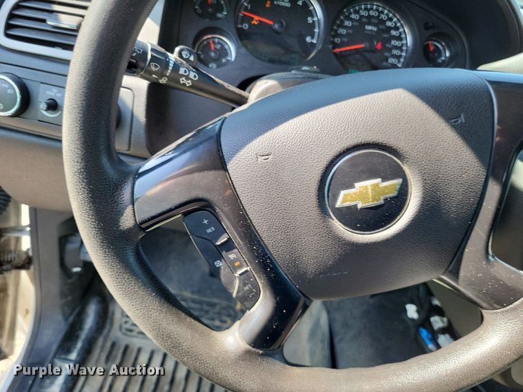 image for item LS9644 2013 Chevrolet Tahoe Police  SUV