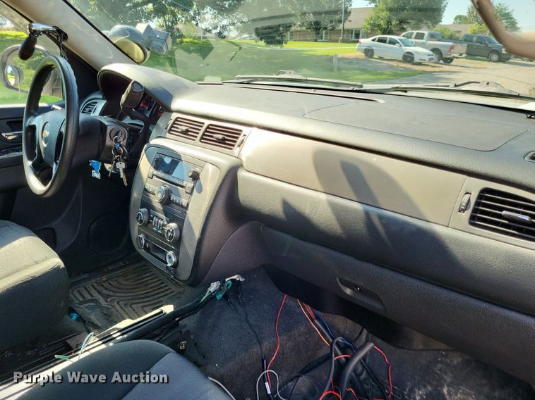 image for item LS9644 2013 Chevrolet Tahoe Police  SUV