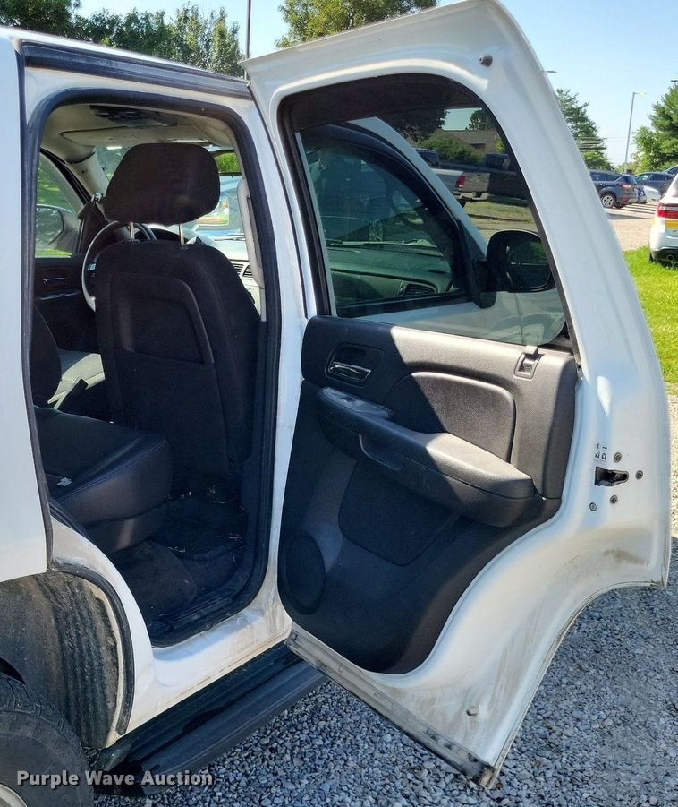 image for item LS9644 2013 Chevrolet Tahoe Police  SUV