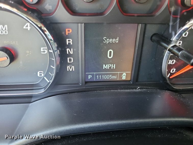 image for item LS9645 2016 Chevrolet Silverado 1500  Crew Cab pickup truck