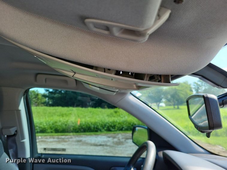 image for item LS9645 2016 Chevrolet Silverado 1500  Crew Cab pickup truck