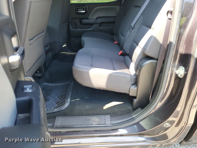 image for item LS9645 2016 Chevrolet Silverado 1500  Crew Cab pickup truck