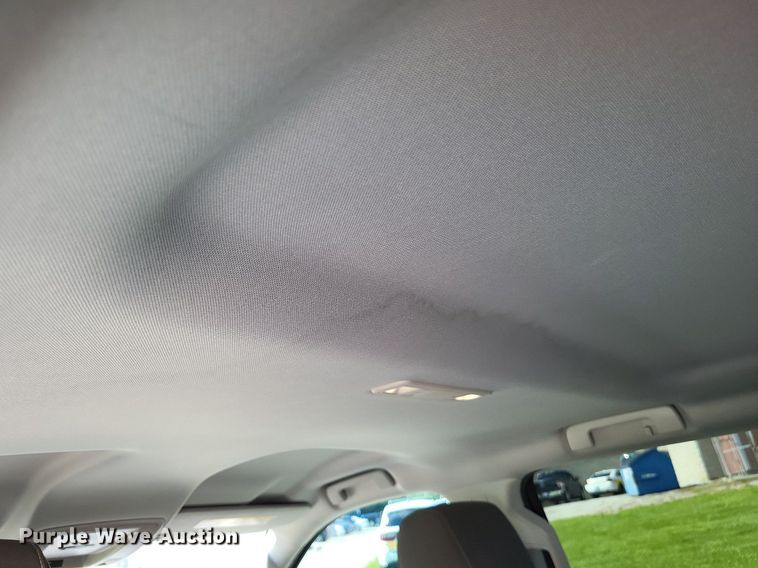 image for item LS9645 2016 Chevrolet Silverado 1500  Crew Cab pickup truck