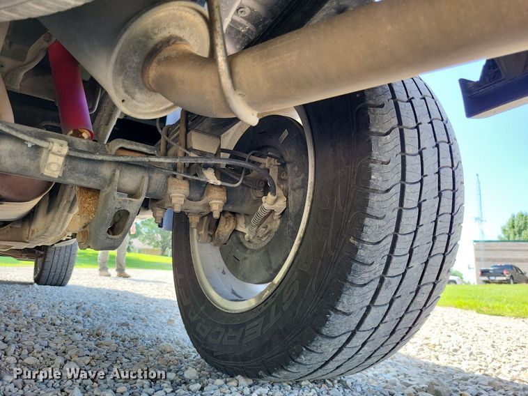 image for item LS9645 2016 Chevrolet Silverado 1500  Crew Cab pickup truck