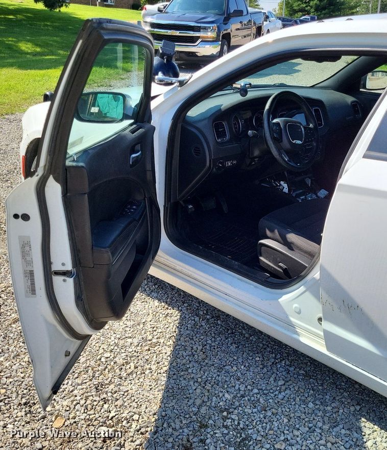 image for item LS9646 2016 Dodge  Charger Police