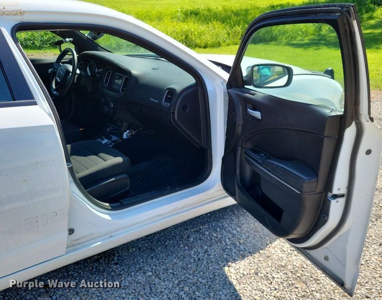 image for item LS9646 2016 Dodge  Charger Police