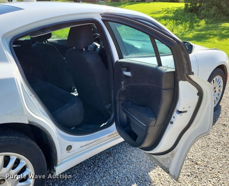 image for item LS9646 2016 Dodge  Charger Police