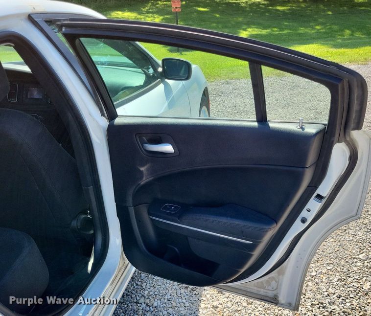 image for item LS9646 2016 Dodge  Charger Police